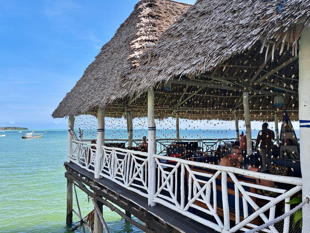 Bar Zanzibar Paradise Beach voorbeeldaccommodatie 